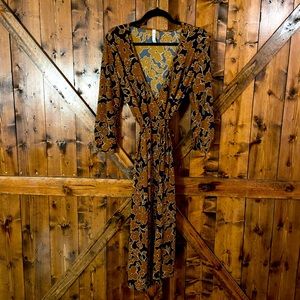 Floral print wrap dress